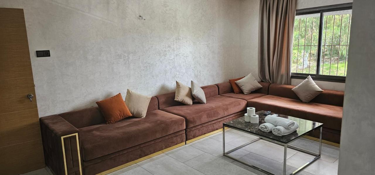 Rihana Family Only Apartment *